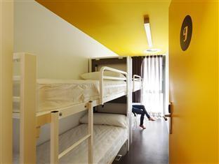 Amistat Hostel *