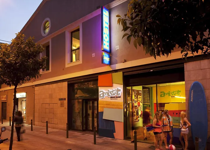 Amistat Beach Hostel Barcelona